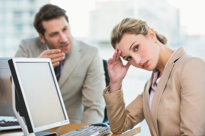 Pour en finir avec les coups fourrés au bureau